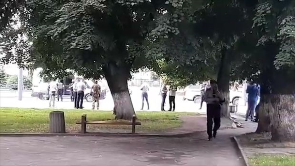 Ukraynada insanları girov götürən şəxsin kimliyi məlum olub